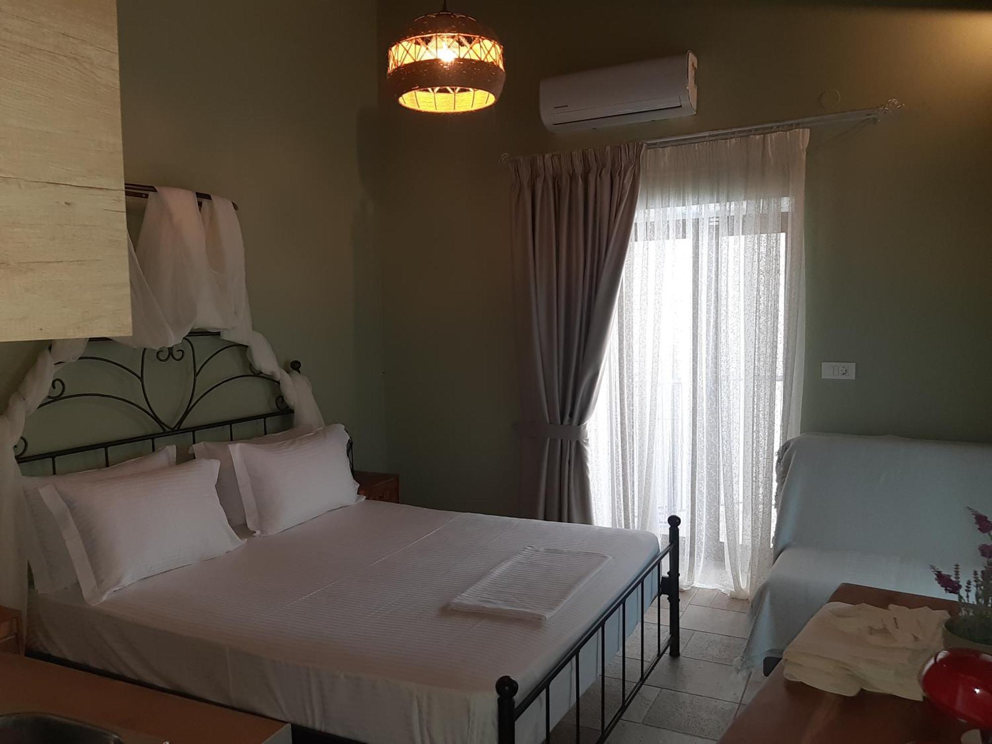 Paraskevi'S Luxury Studios Parga Dış mekan fotoğraf